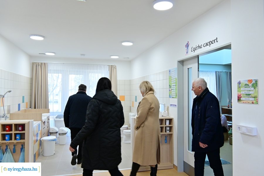 Kisvakond bölcsőde átadó 2024