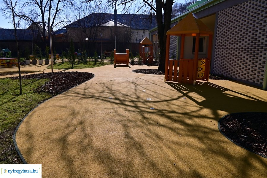 Kisvakond bölcsőde átadó 2024