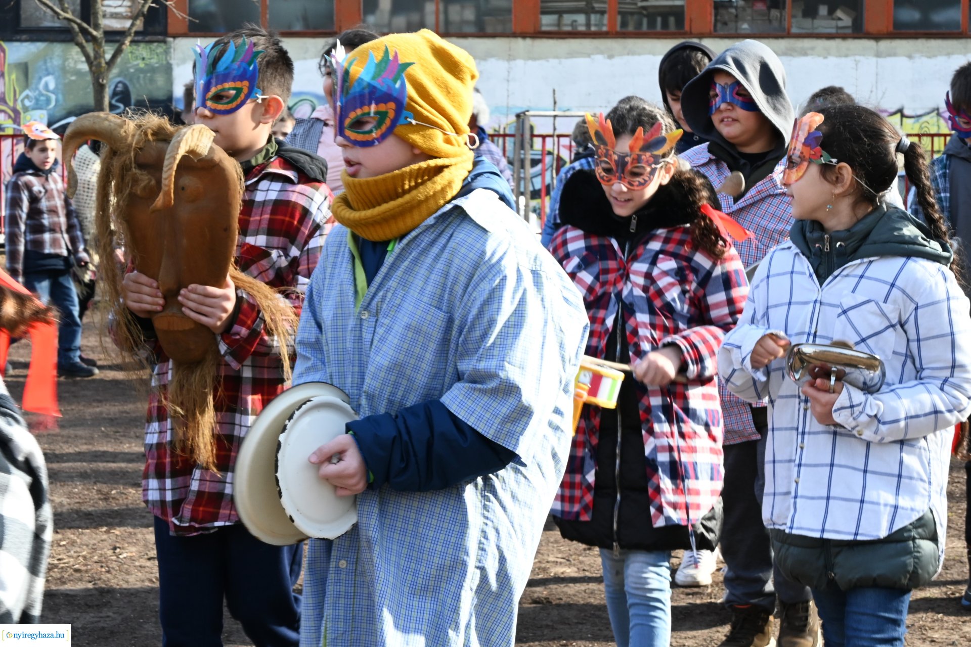 Kiszebáb égetés a Kazinczy Ferenc Tagintézményben