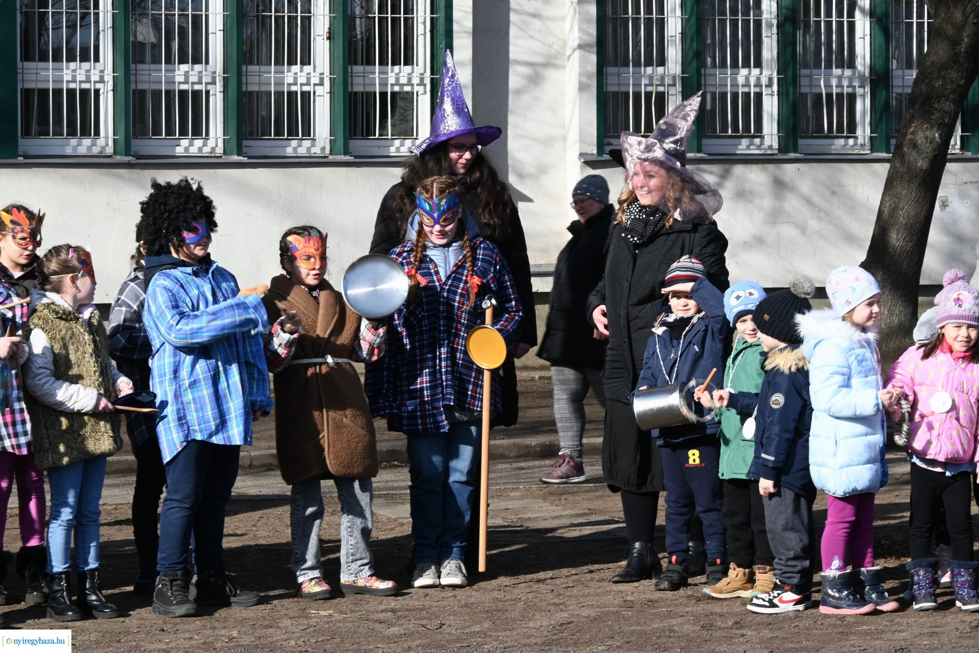 Kiszebáb égetés a Kazinczy Ferenc Tagintézményben