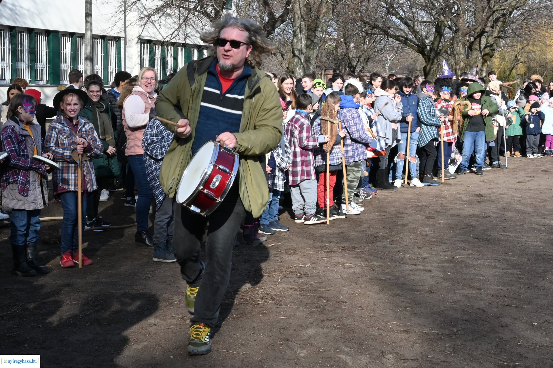 Kiszebáb égetés a Kazinczy Ferenc Tagintézményben