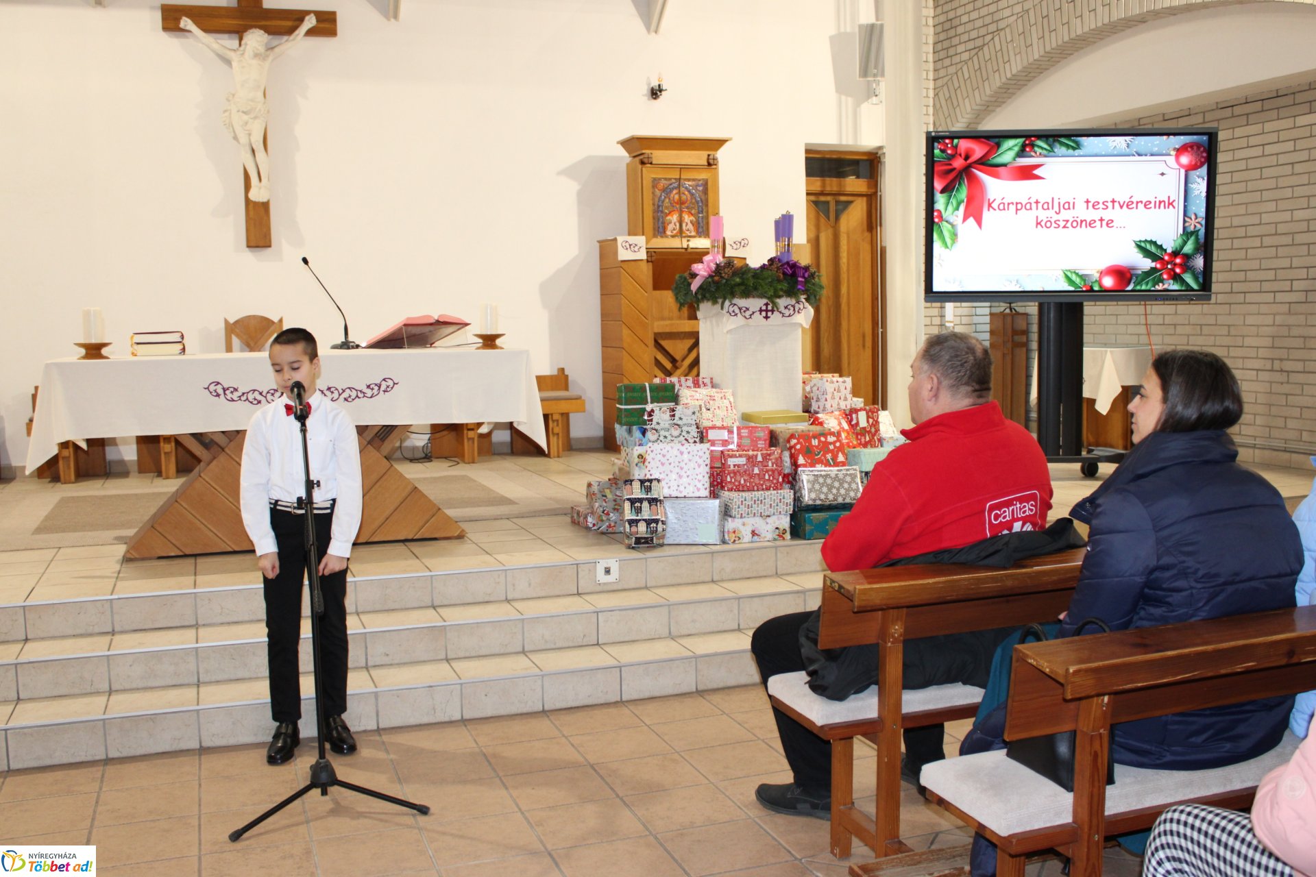  Kitárták a szívüket és jótékonysági gyűjtést szerveztek a Szent Imrében