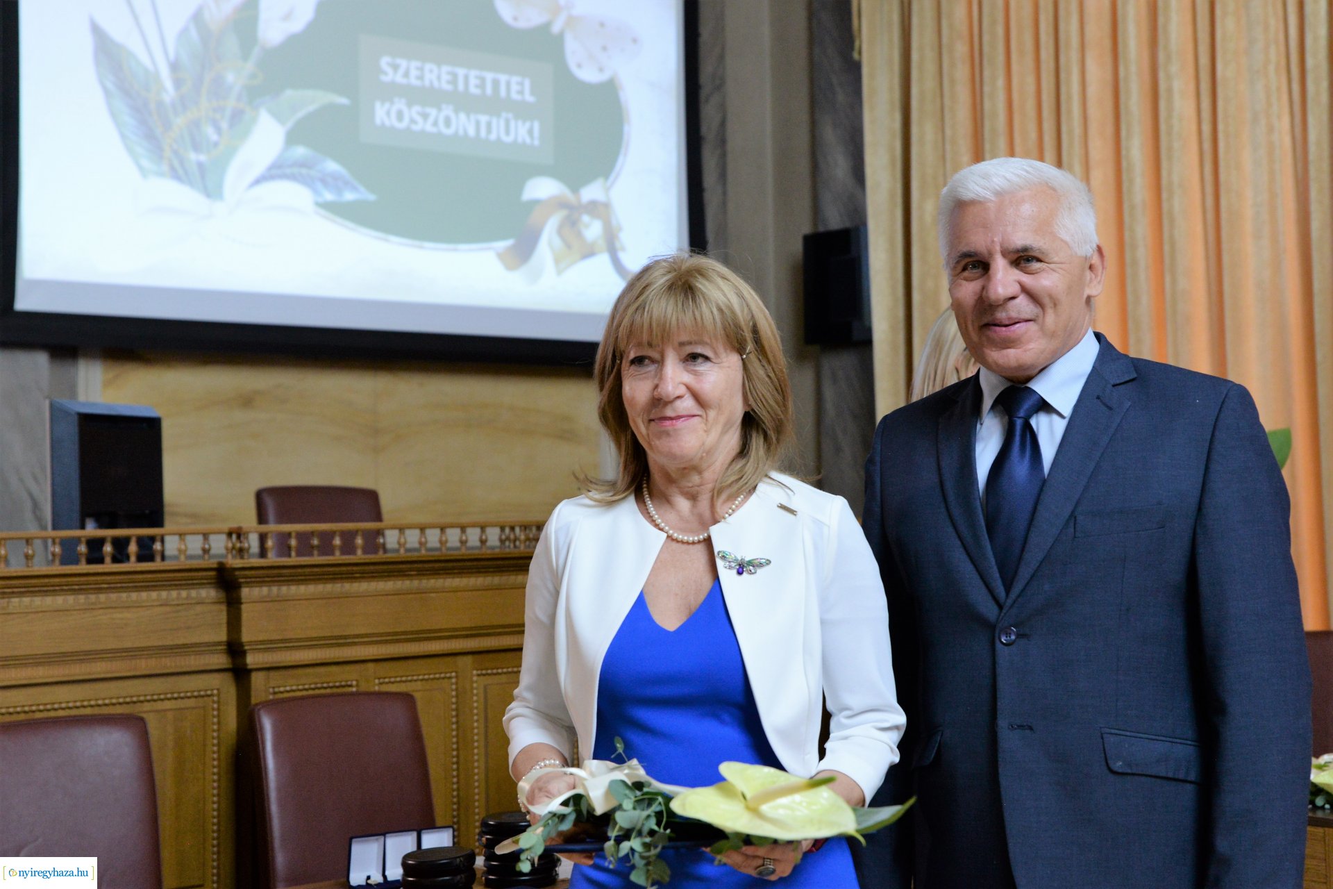 Kitüntetések átadása a  Városházán