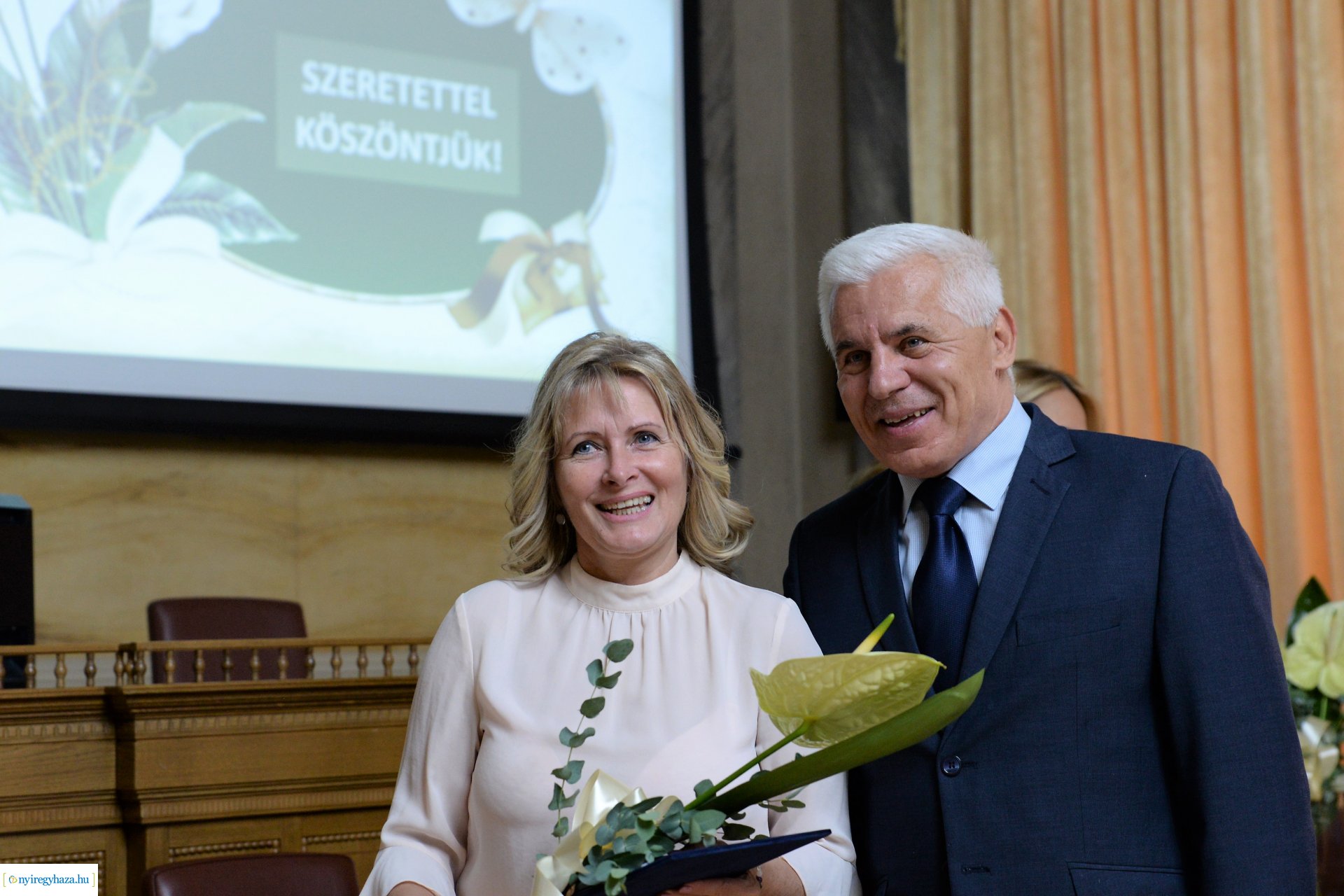 Kitüntetések átadása a  Városházán