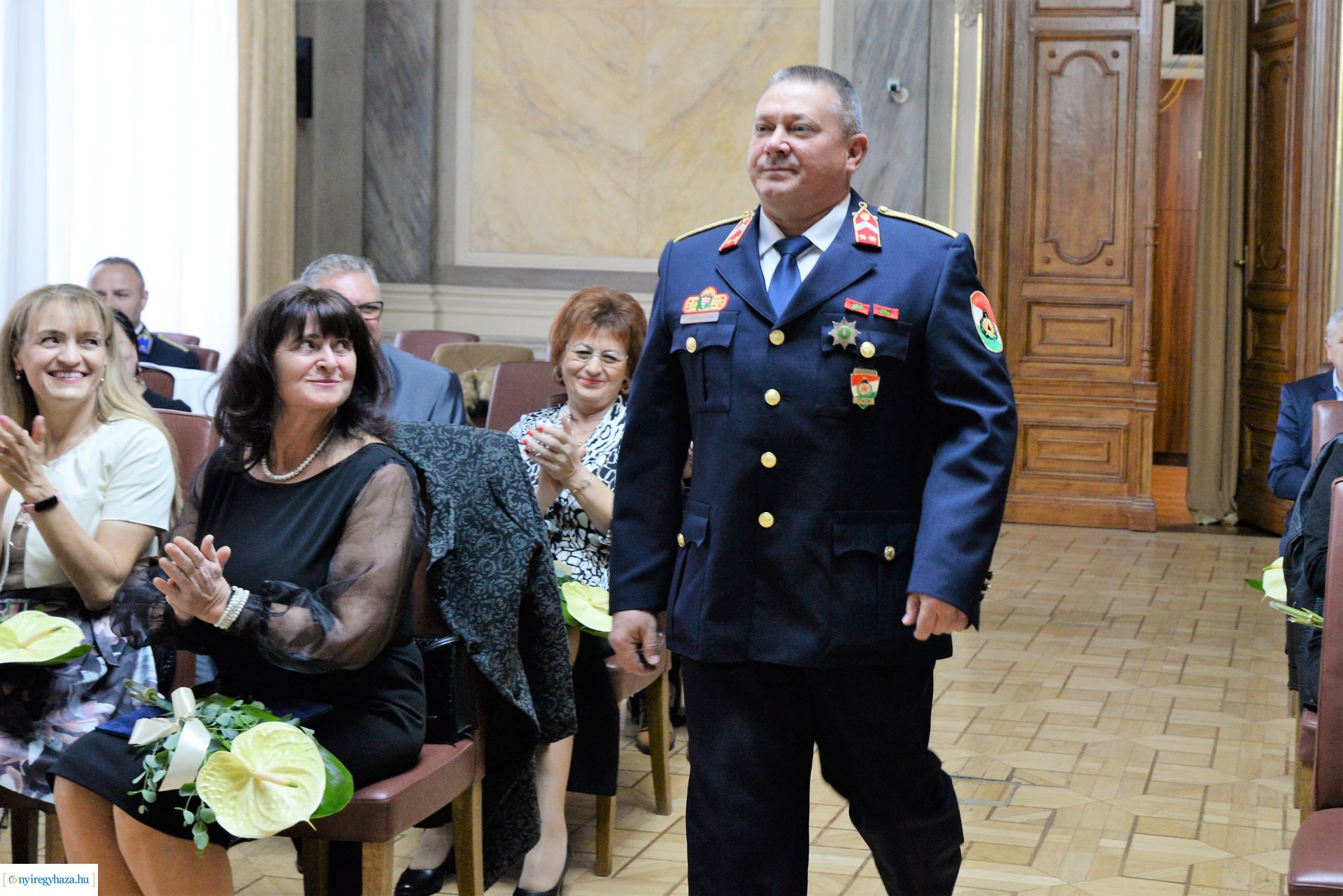 Kitüntetések átadása a  Városházán