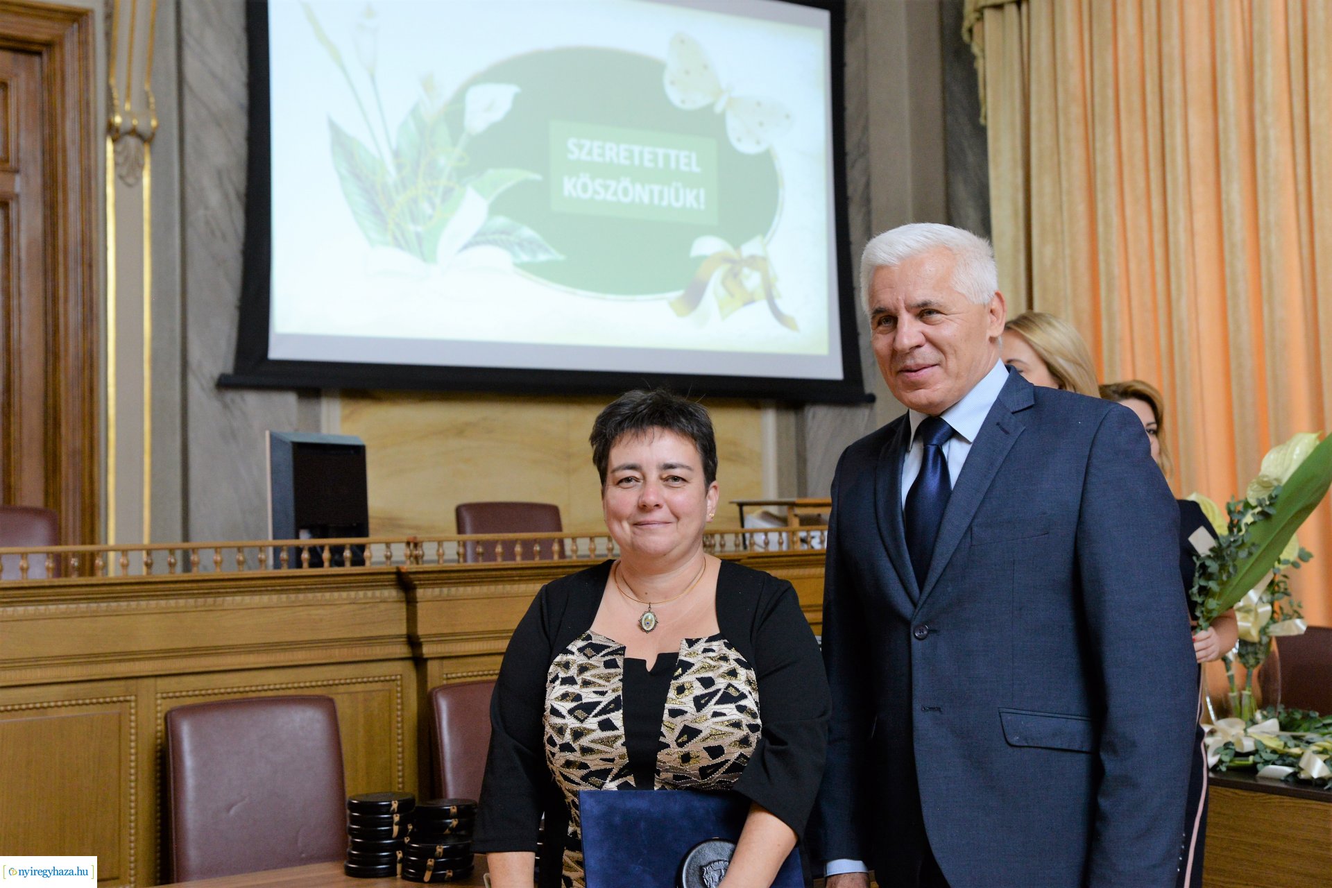 Kitüntetések átadása a  Városházán