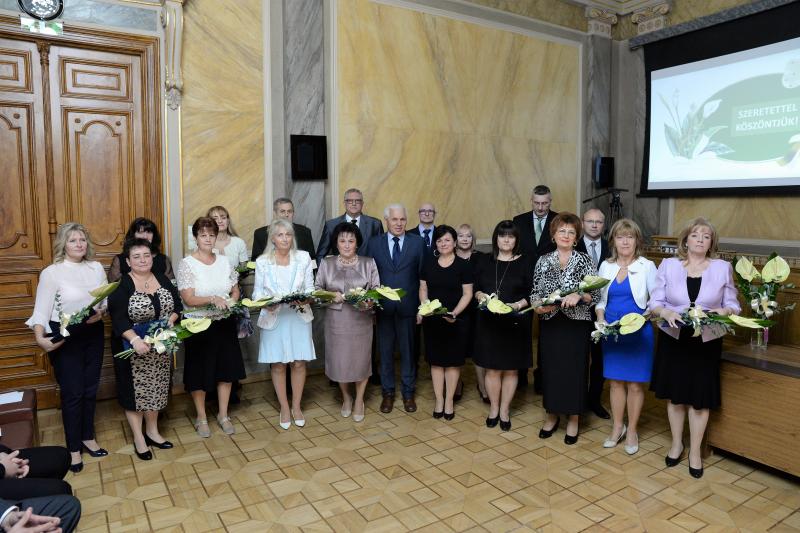 Kitüntetések átadása a  Városházán