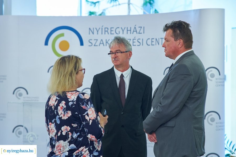 Kiváló tanulók elismerése az Inczédy iskolában