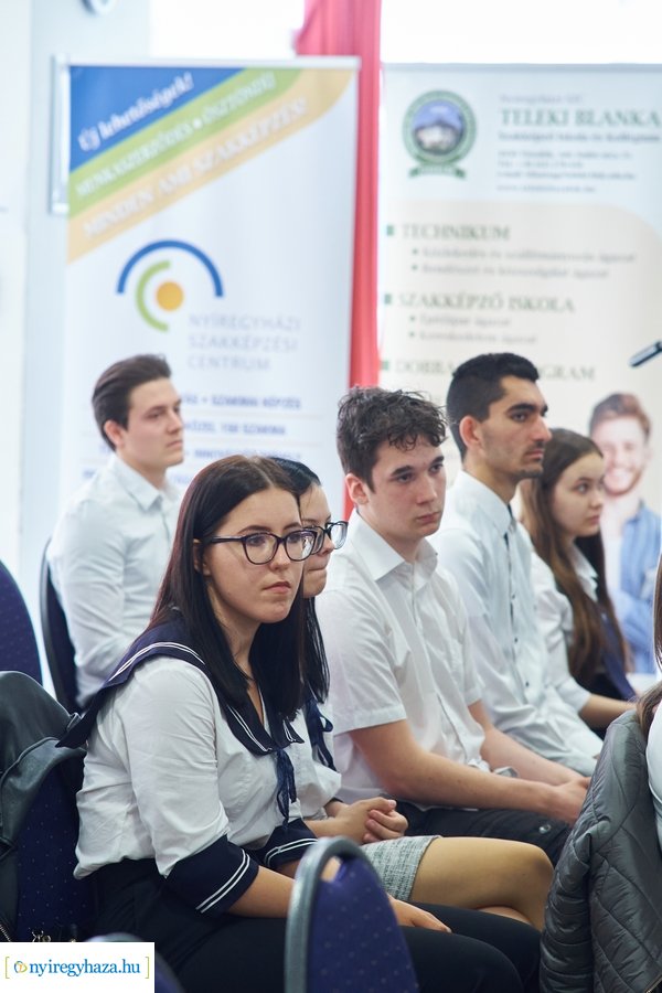 Kiváló tanulók elismerése az Inczédy iskolában