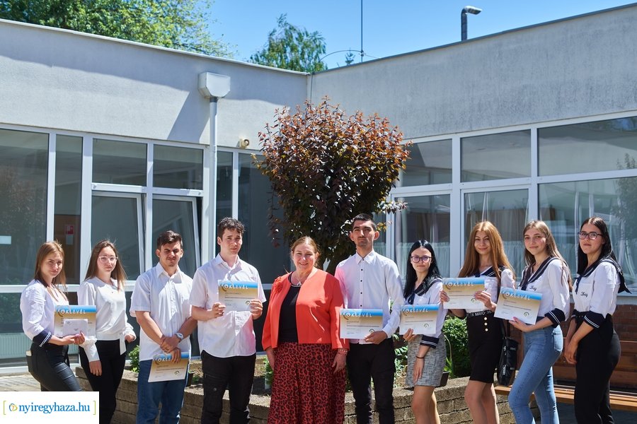 Kiváló tanulók elismerése az Inczédy iskolában