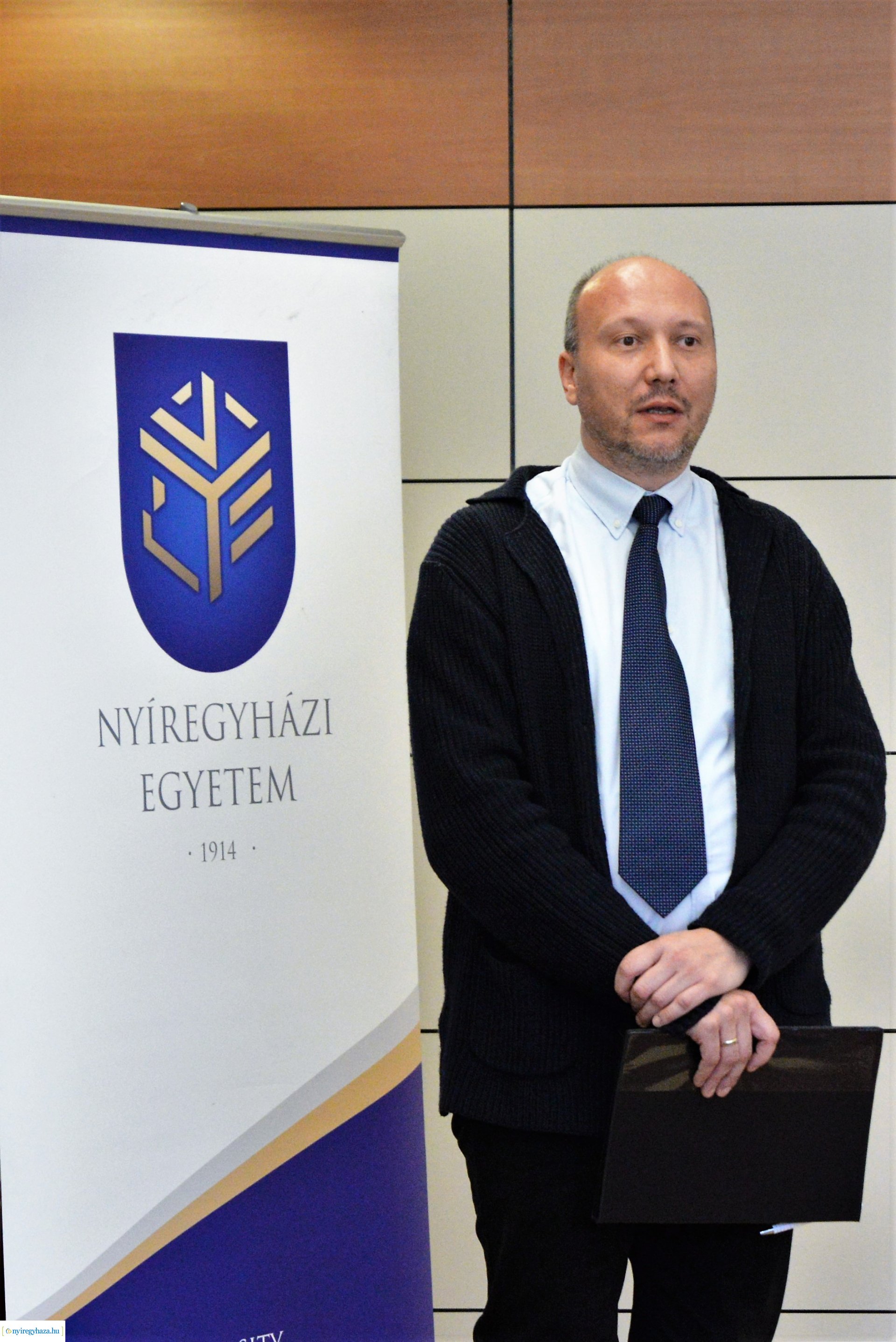 Kiválósági Ösztöndíjprogram okleveleinek átadása a Nyíregyházi Egyetemen