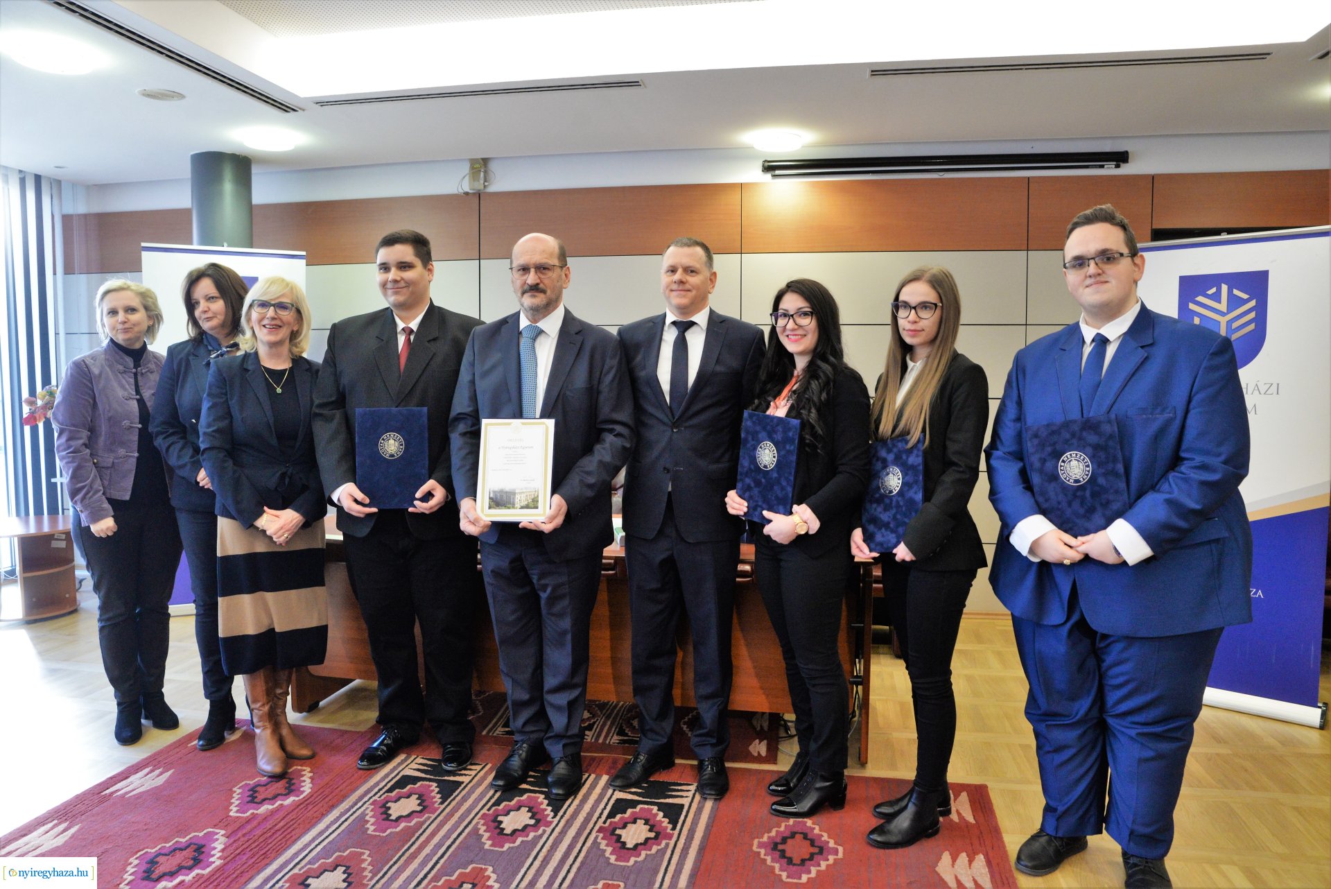 Kiválósági Ösztöndíjprogram okleveleinek átadása a Nyíregyházi Egyetemen