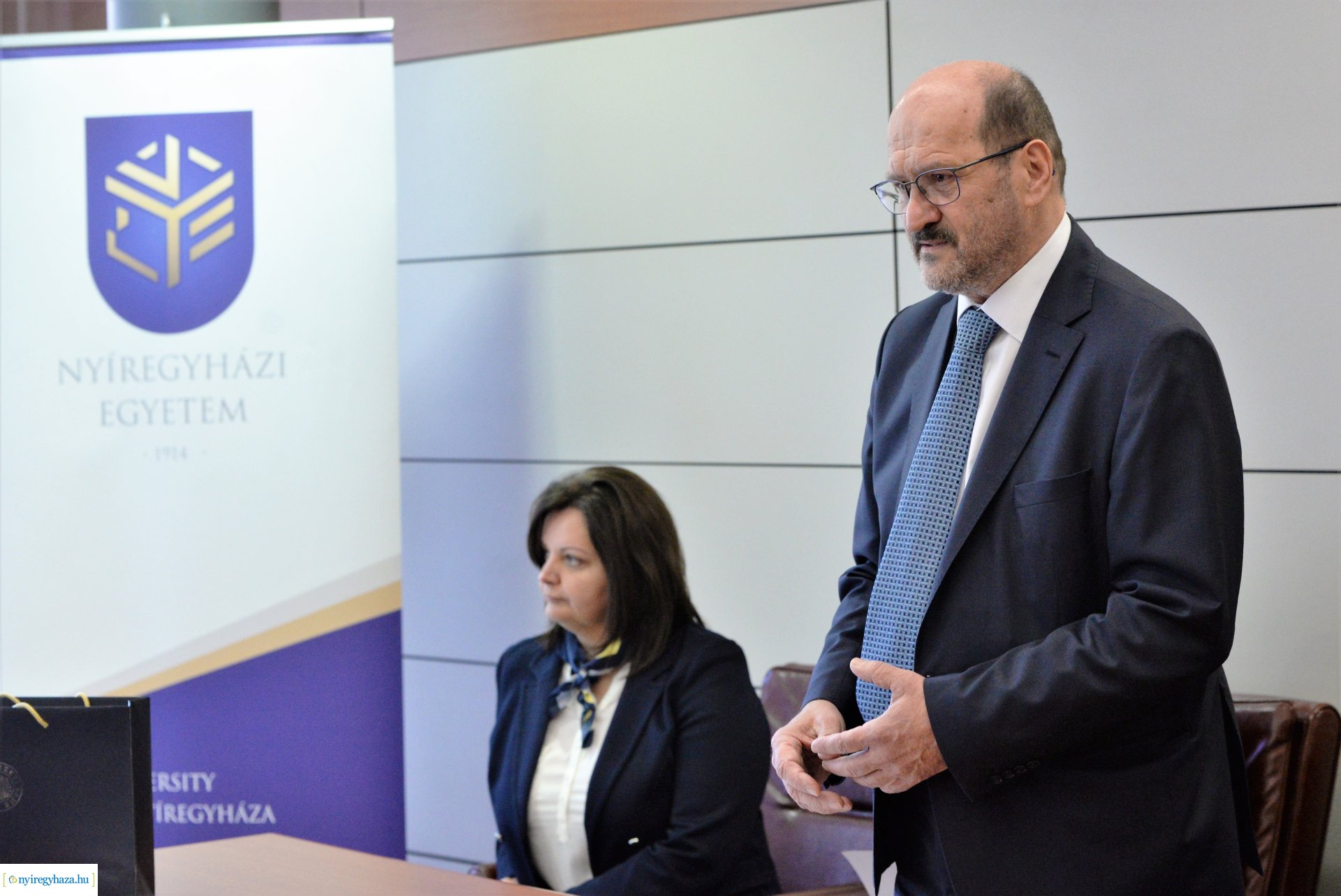 Kiválósági Ösztöndíjprogram okleveleinek átadása a Nyíregyházi Egyetemen