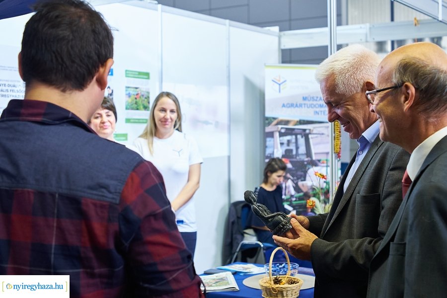 KM Állásbörze 2021