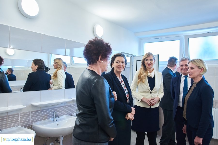 Kollégium átadó a szakképzési centrumban