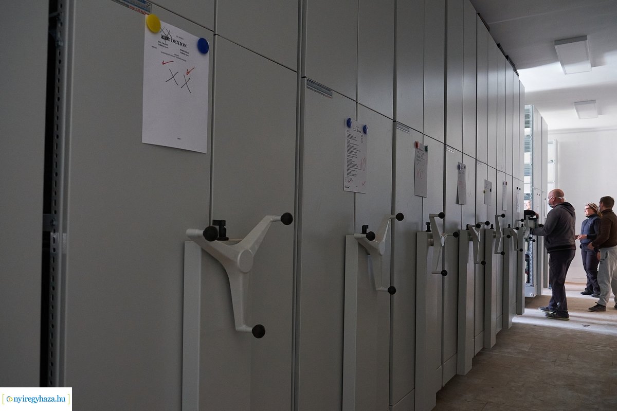 Költözik a régészeti osztály