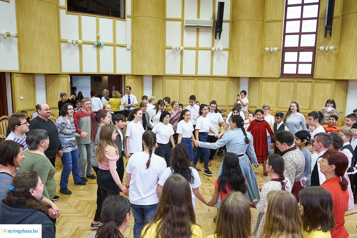 Konferencia a Vikár Sándor iskolában