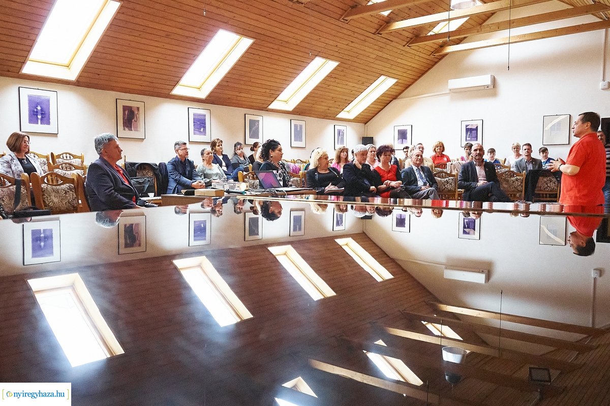 Konferencia a Vikár Sándor iskolában