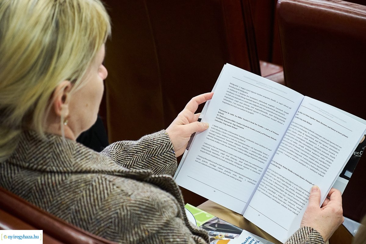 Konferencia az egyetemen a tudásfejlesztésről és-hasznosításról