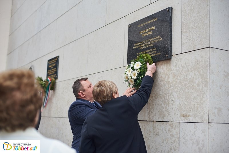 Konferencia Ukrajnáról az egyetemen