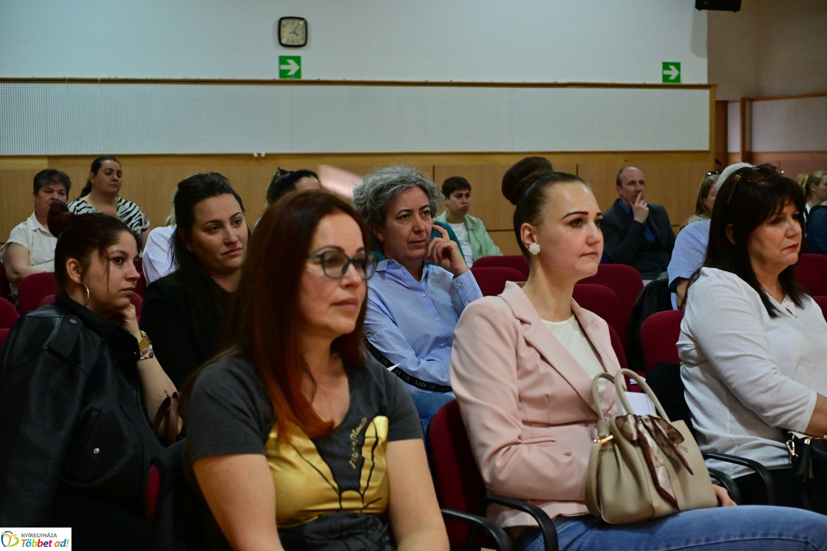 Könyvbemutató az Esélycentrumban 2026 áprilisában