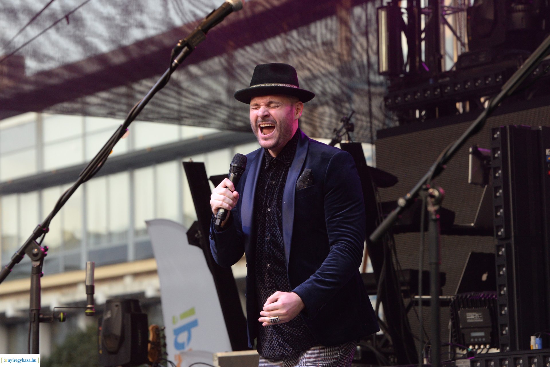 Kora esti sztárfellépő - Takács Nikolas a Tirpák Fesztiválon