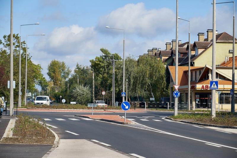 Korányi körforgalom átadó