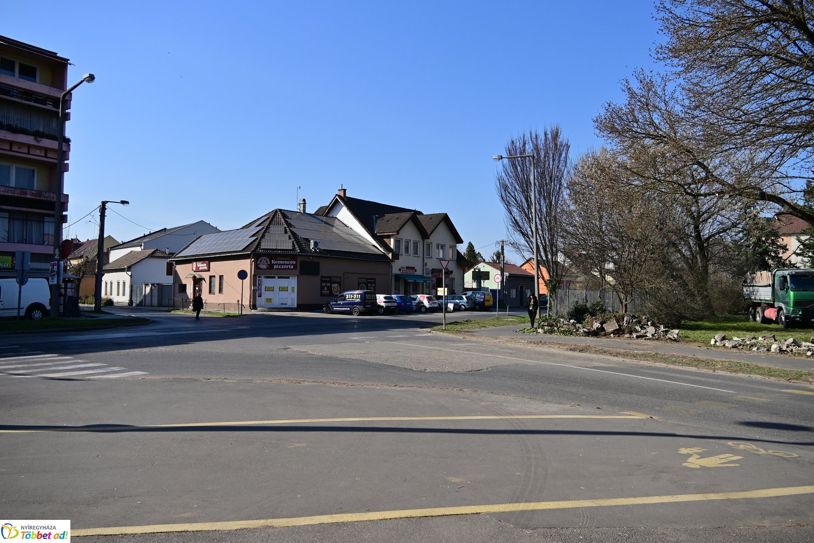 Körforgalom építés a Vasvári Pál utcán - 2026 március