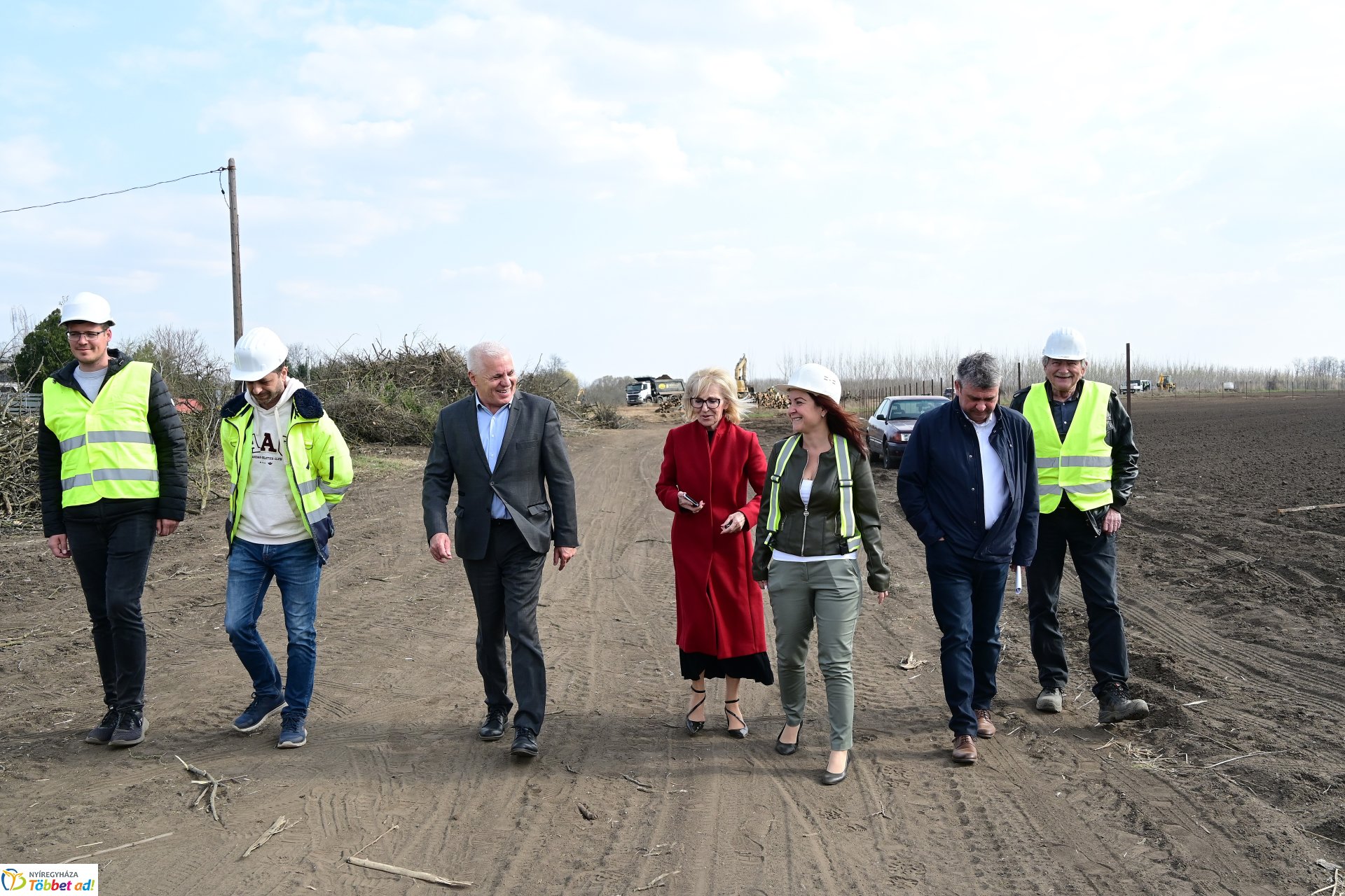 Körforgalom épül a Nagyszállási úton