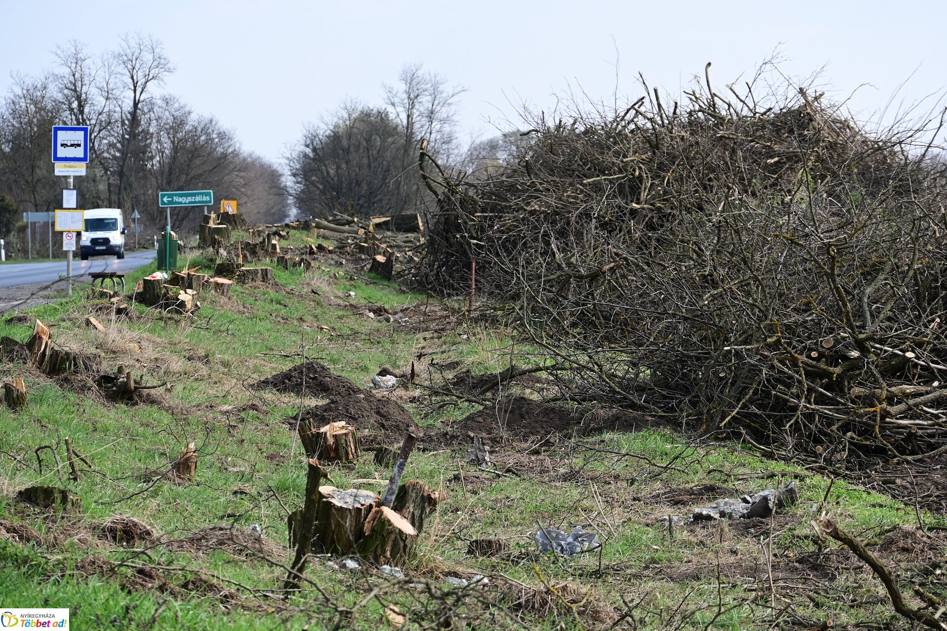 Körforgalom épül a Nagyszállási úton