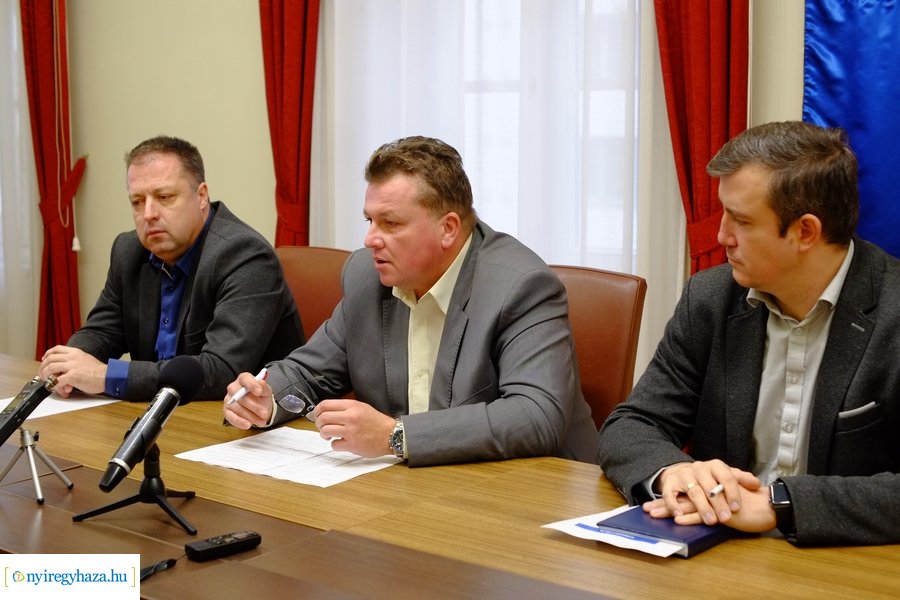 Körforgalom projektzáró a Városházán 20221205