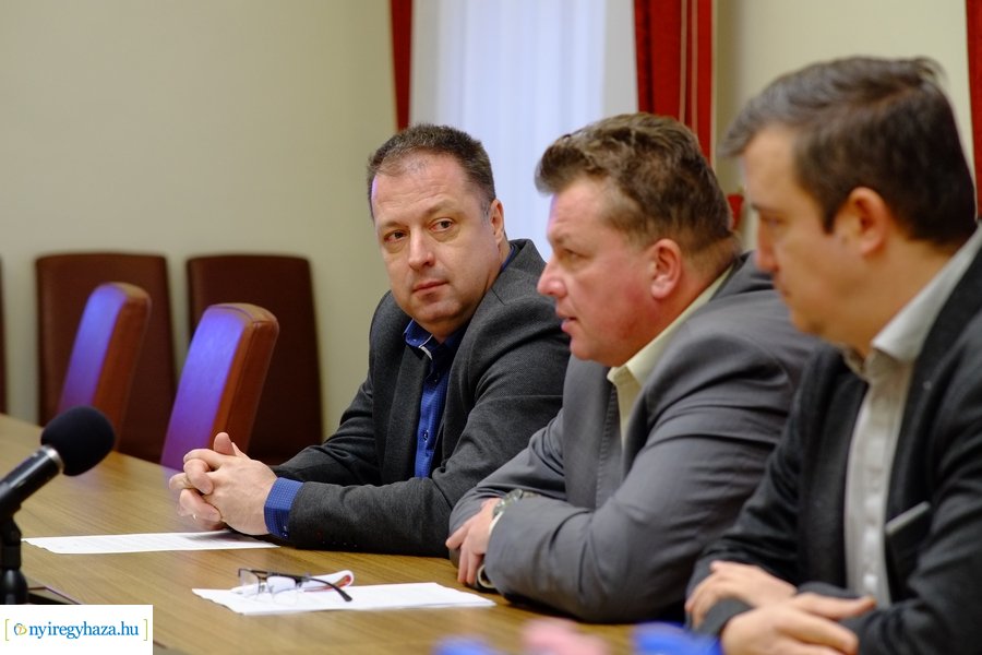 Körforgalom projektzáró a Városházán 20221205