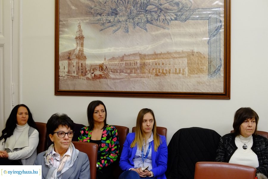 Körforgalom projektzáró a Városházán 20221205