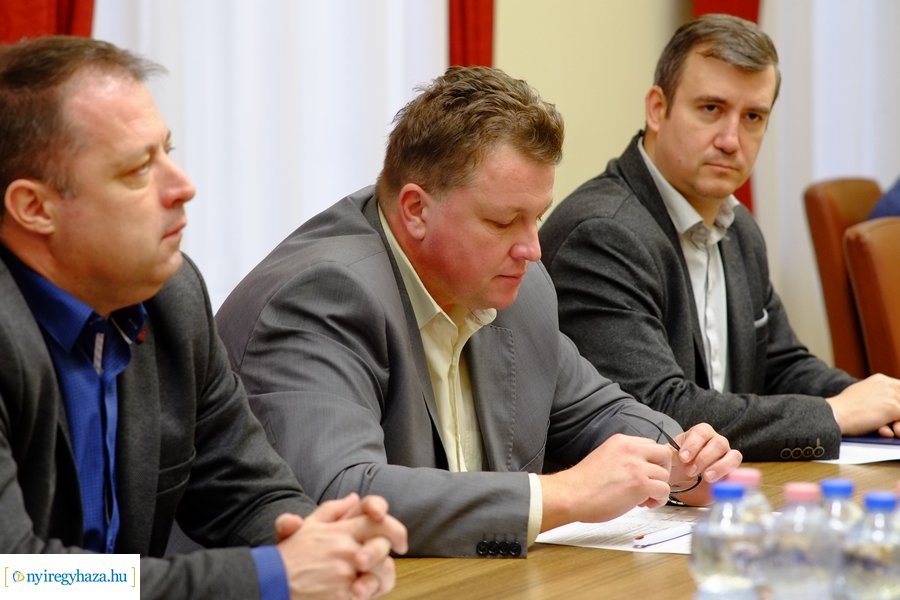 Körforgalom projektzáró a Városházán 20221205