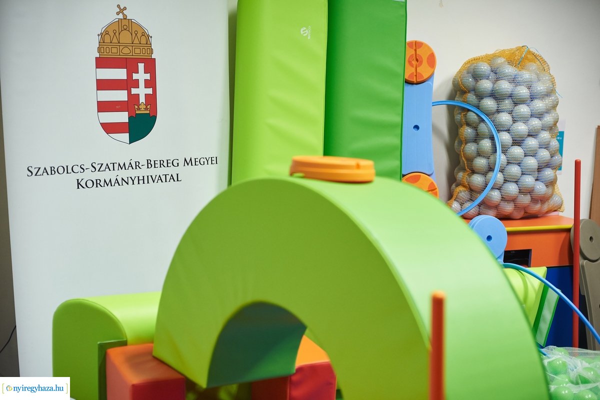 Kormányhivatali adomány a Csodavárnak