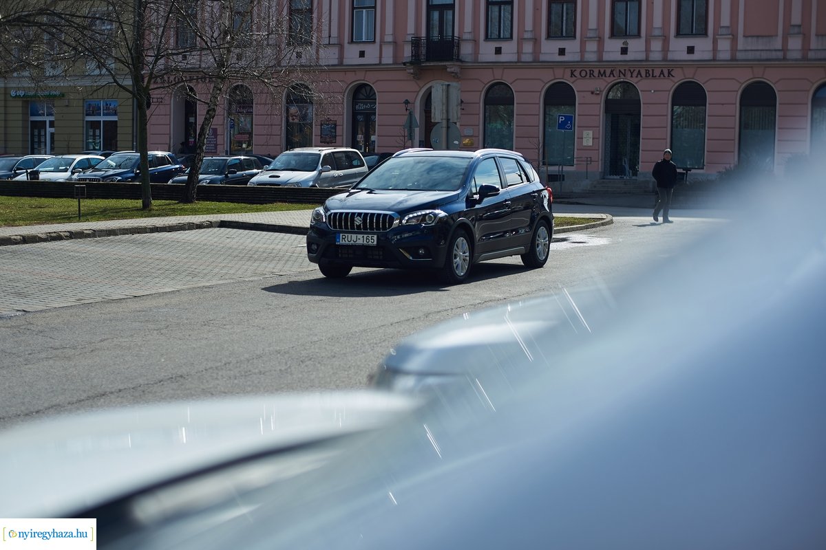 Kormányhivatali autók átadása