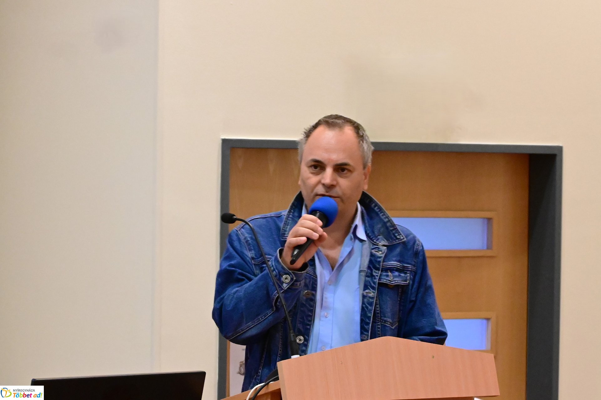 KOROCK 2.0 - könnyűzenei konferencia a könyvtárban