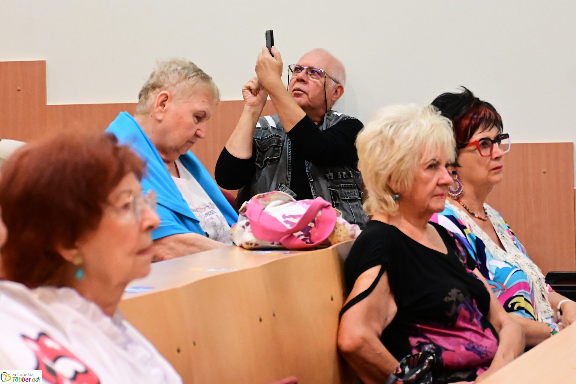 KOROCK 2.0 - könnyűzenei konferencia a könyvtárban
