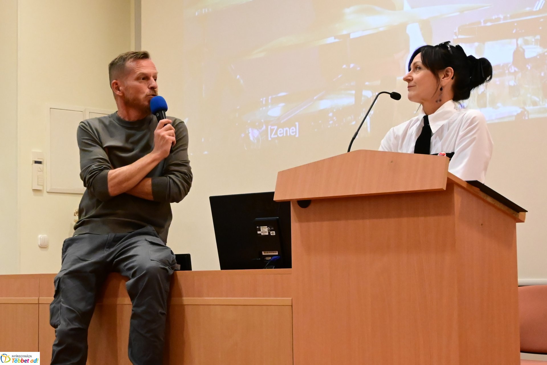 KOROCK 2.0 - könnyűzenei konferencia a könyvtárban