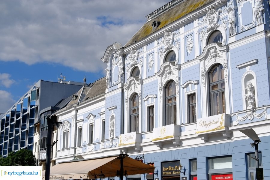 Korona Hall megnyitó 2021