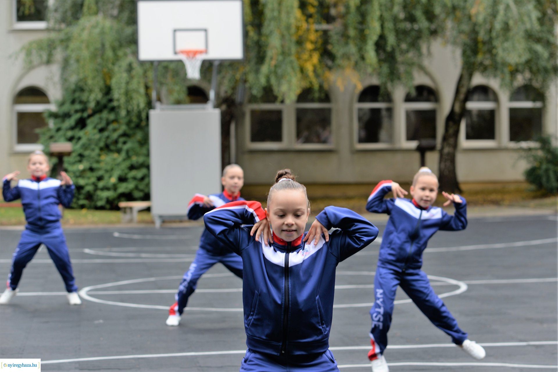 Kosárlabdapálya avató a Westsik Vilmos Technikumban