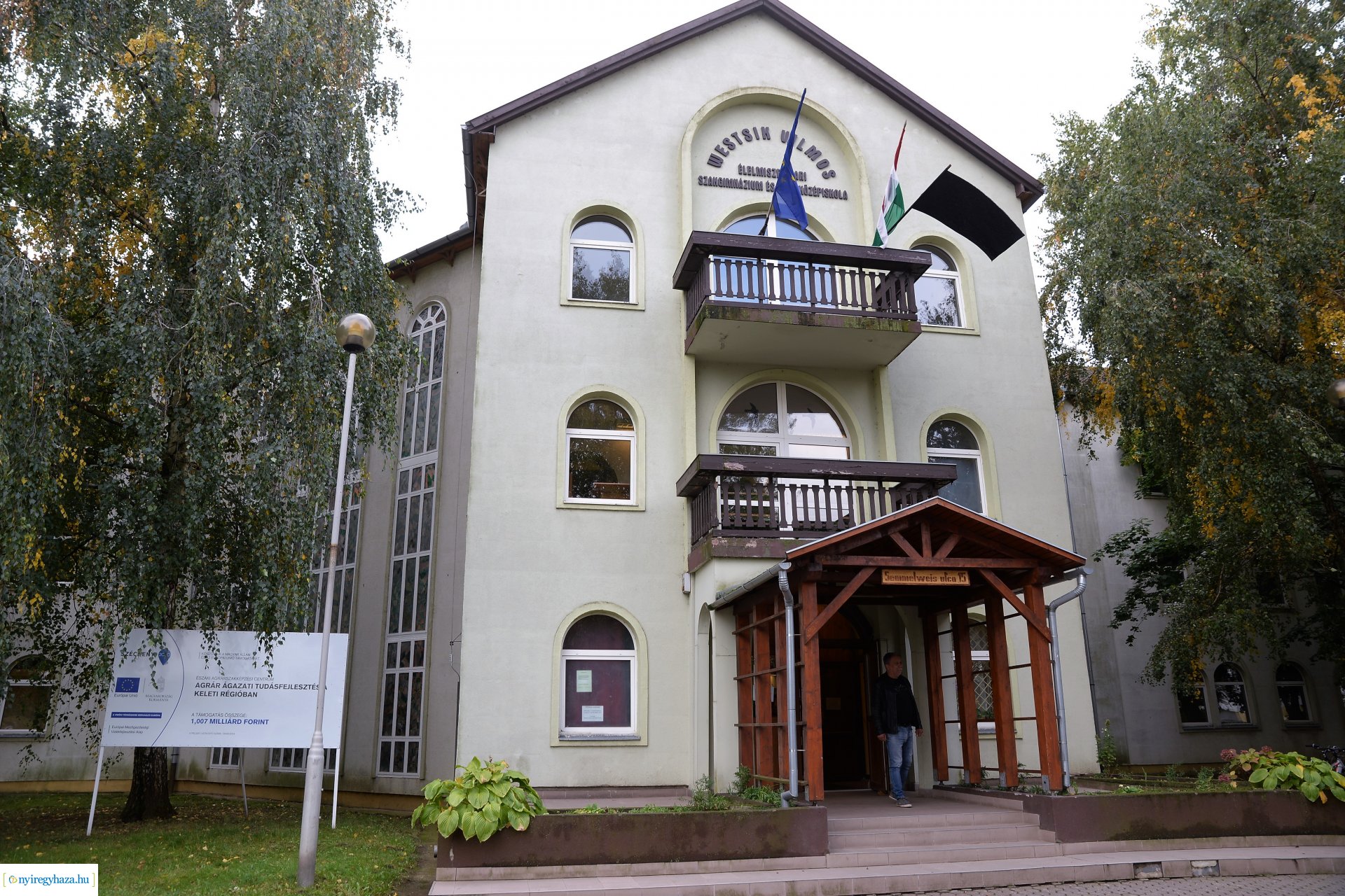 Kosárlabdapálya avató a Westsik Vilmos Technikumban