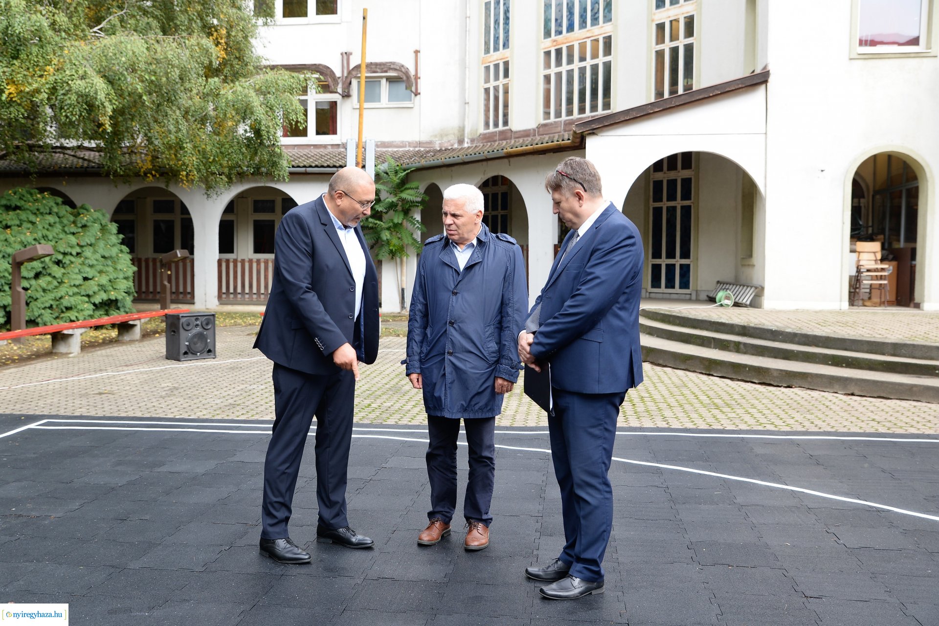 Kosárlabdapálya avató a Westsik Vilmos Technikumban