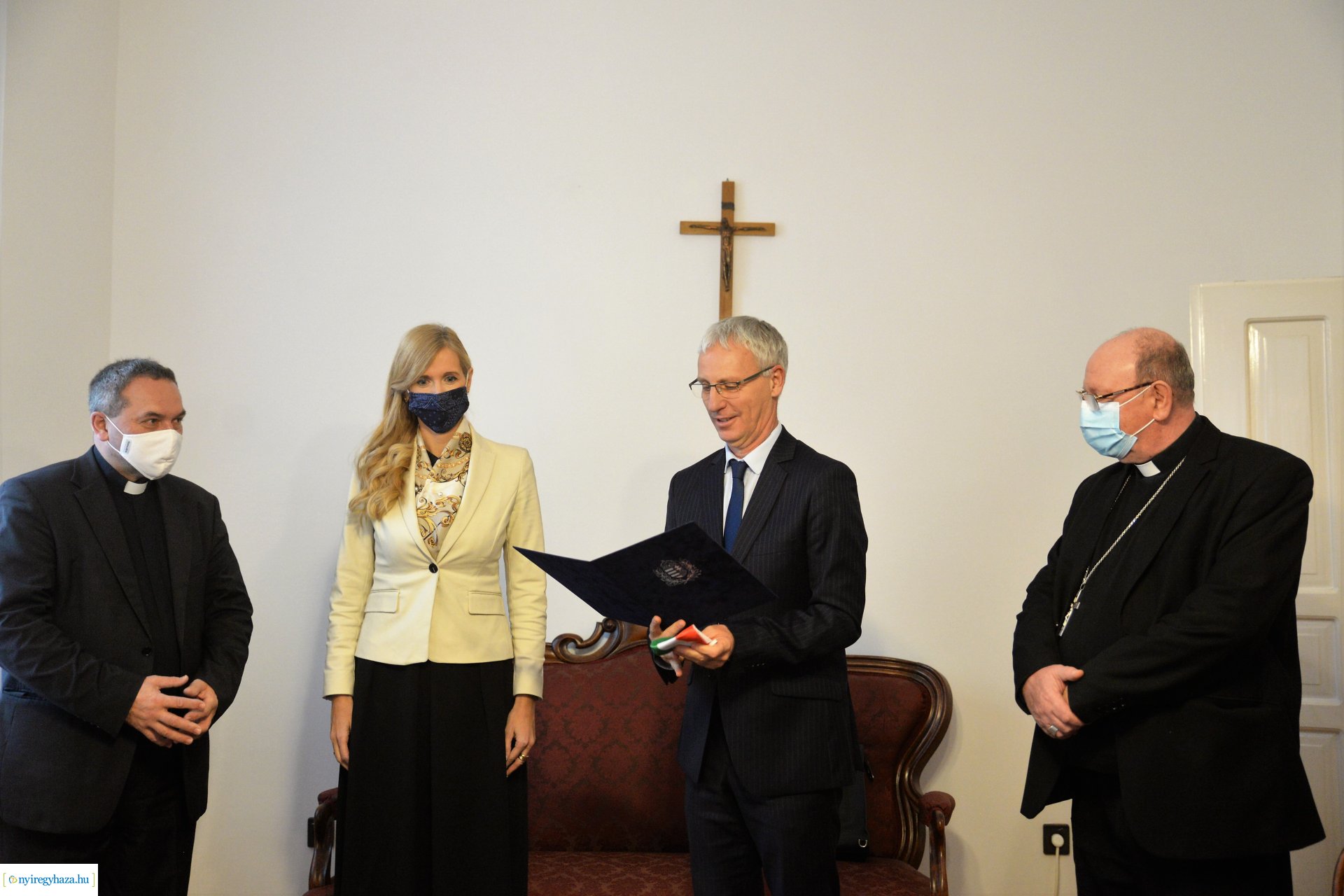 Köszönet és gratuláció  Felföldi László  püspöki kinevezése alkalmából