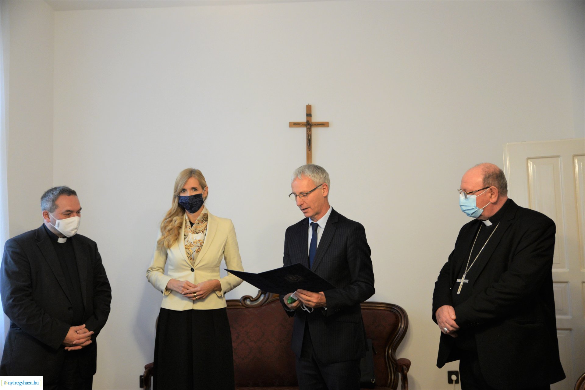 Köszönet és gratuláció  Felföldi László  püspöki kinevezése alkalmából