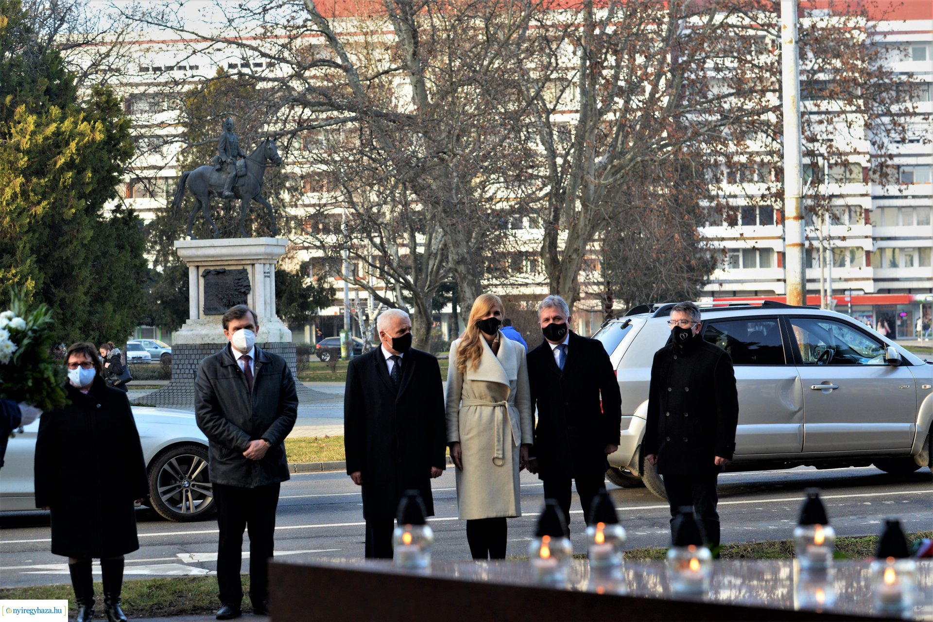 Koszorúzás a Kommunizmus Áldozatainak Emléknapján