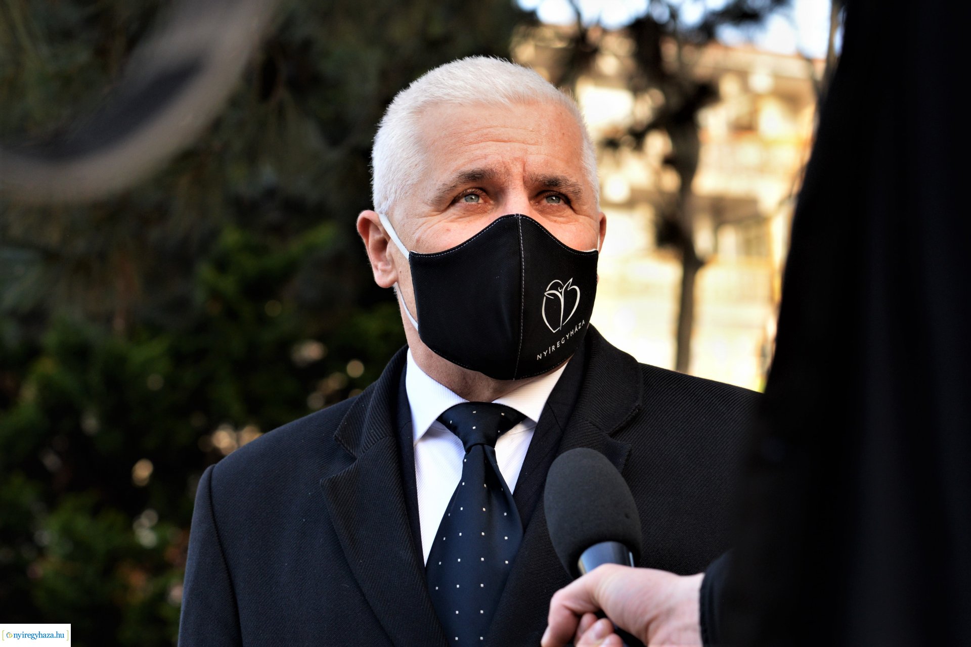 Koszorúzás a Kommunizmus Áldozatainak Emléknapján