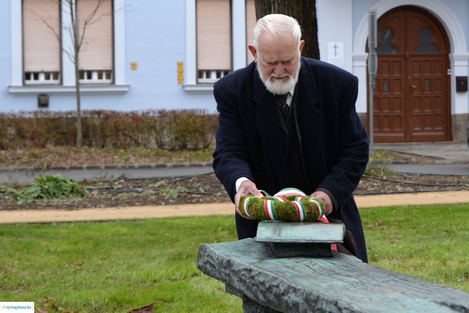 Koszorúzás és megemlékezés Váci Mihály születésnapján - 2023