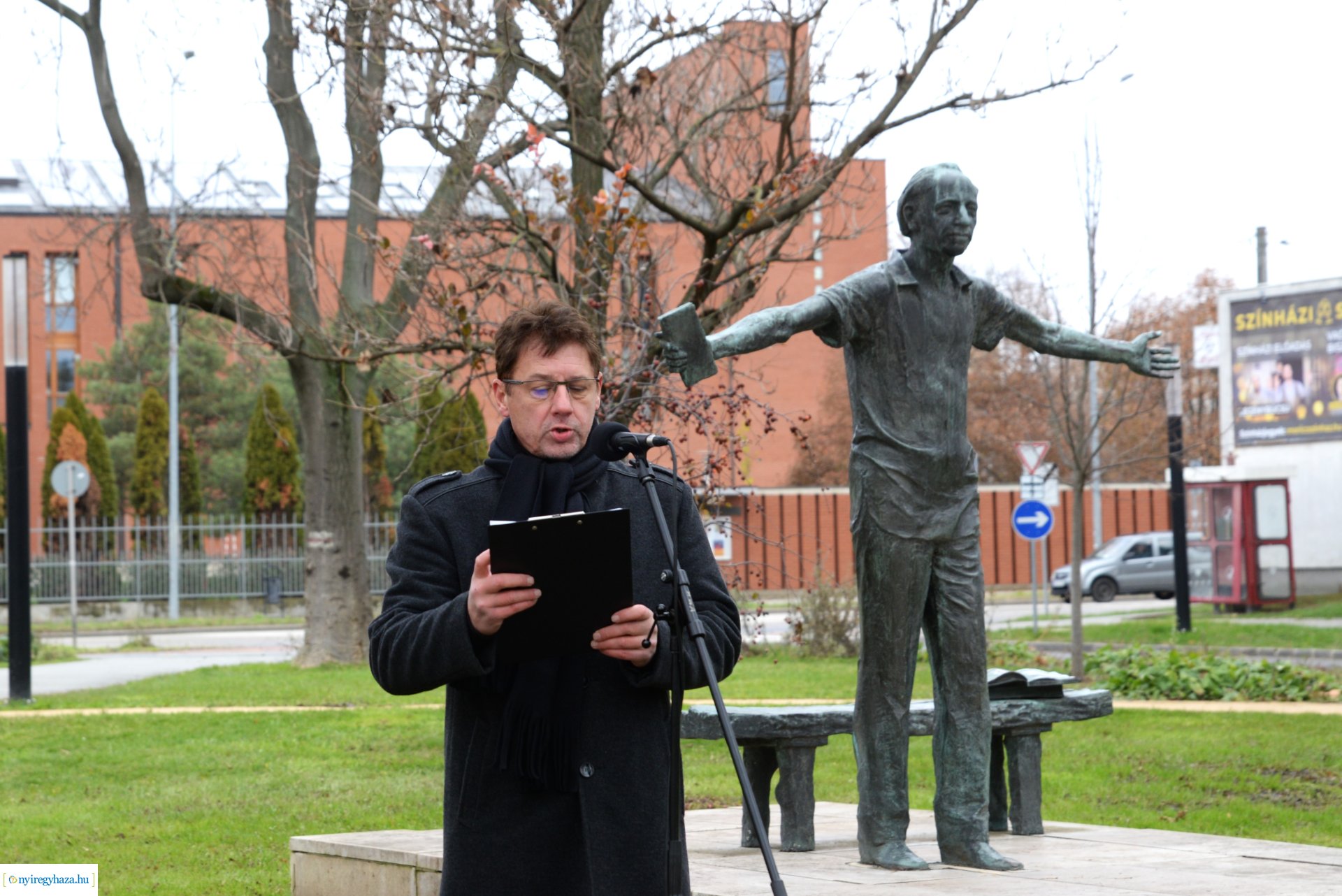 Koszorúzás és megemlékezés Váci Mihály születésnapján - 2023