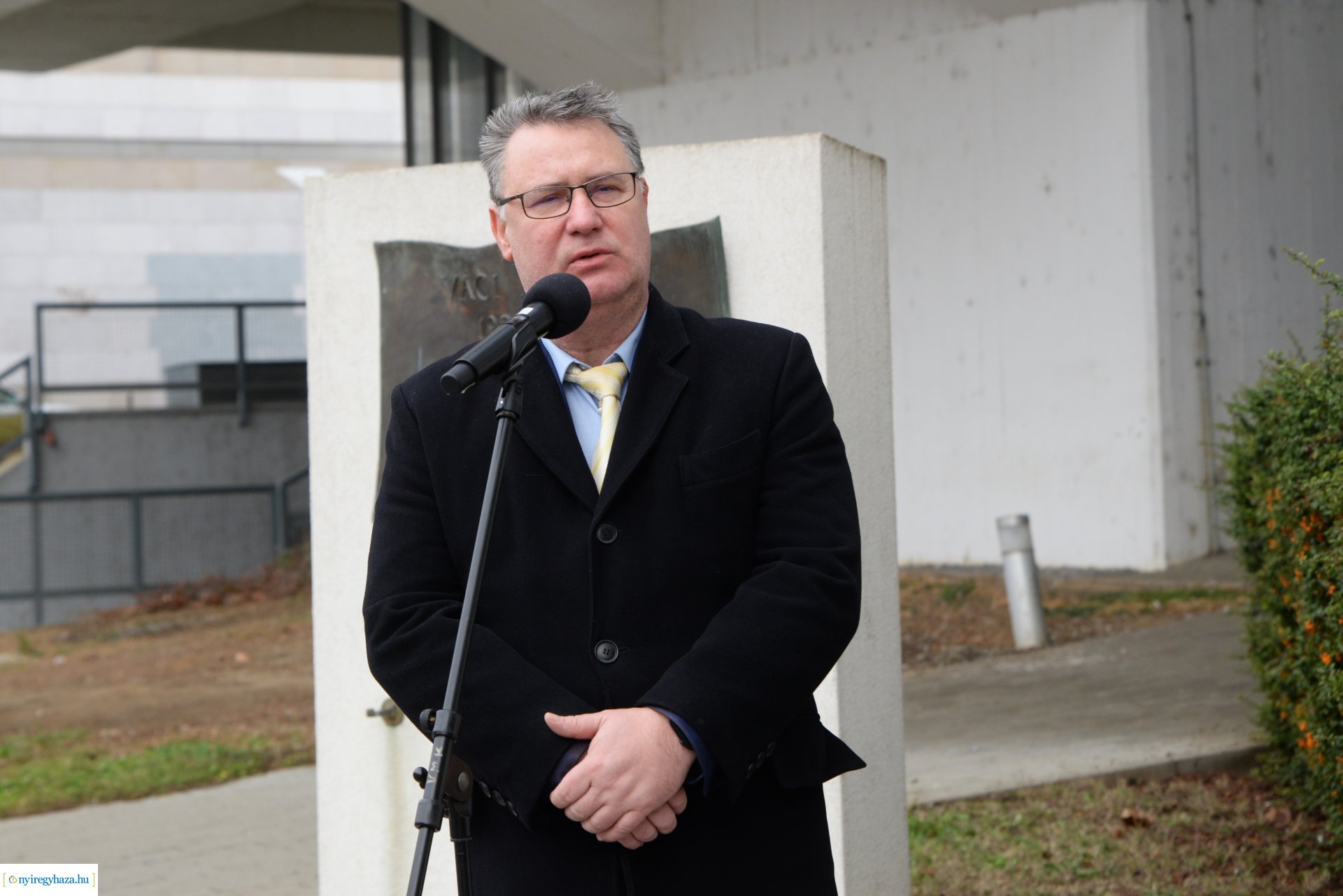 Koszorúzás és megemlékezés Váci Mihály születésnapján - 2023